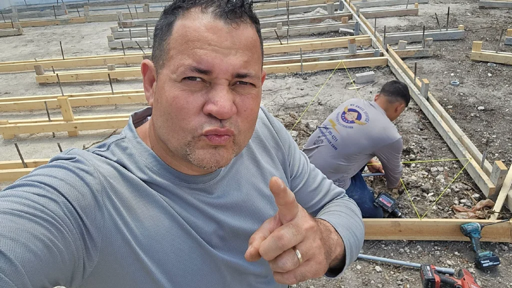 electrical-repair-5 Outdoor and Driveway Lighting Installation Services in Miami. Electric Installations, My Angel Service.